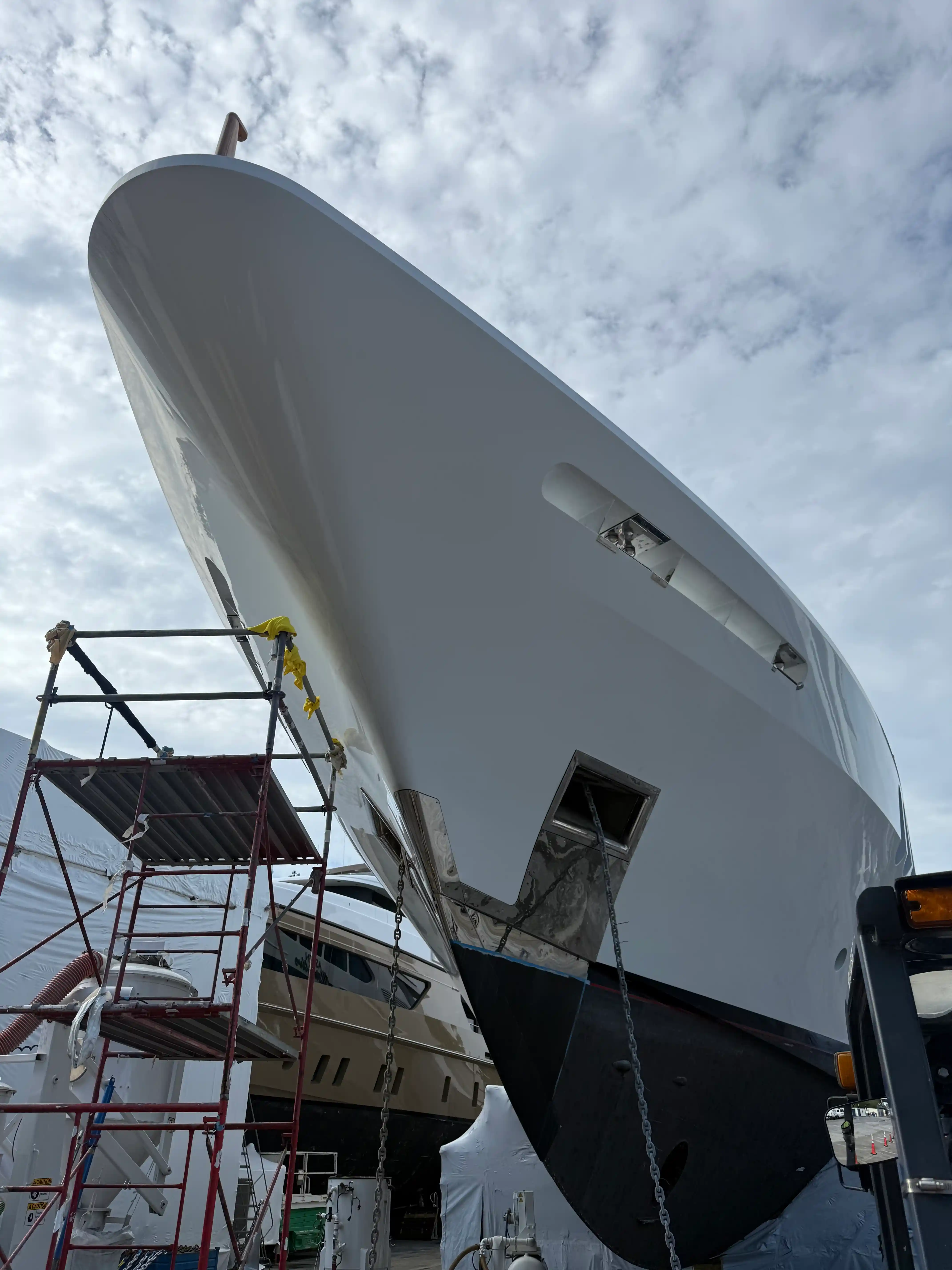 paint for different boat materials